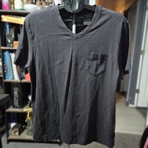 Kenneth Cole Men's Gray V-Neck Shirt Sz L